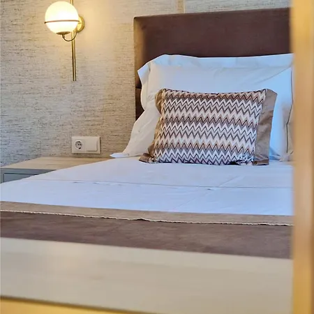 Apartment Studios Despina *